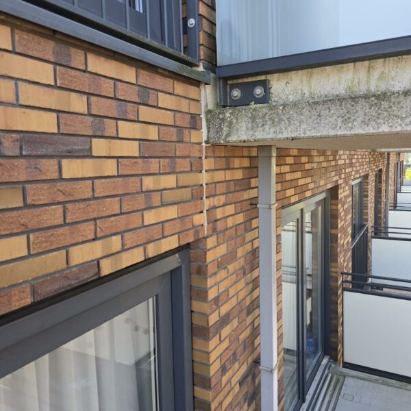 Dilatatievoegen kitten